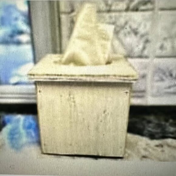 Whitewashed Wood Tissue Box Cover Shabby Chic Tissue Holder Cottage Farmhouse - Picture 2 of 3